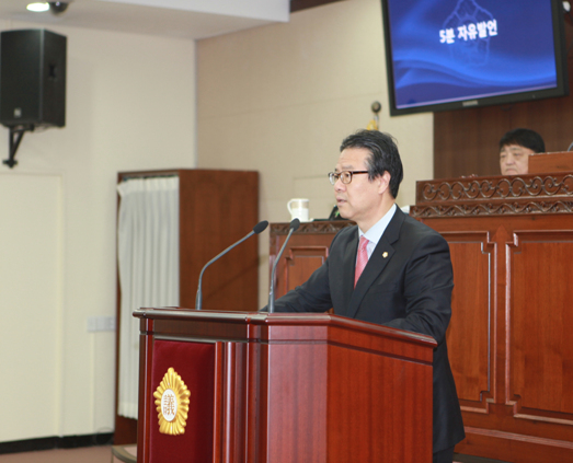 제203회 정례회 2차 본회의 - 3