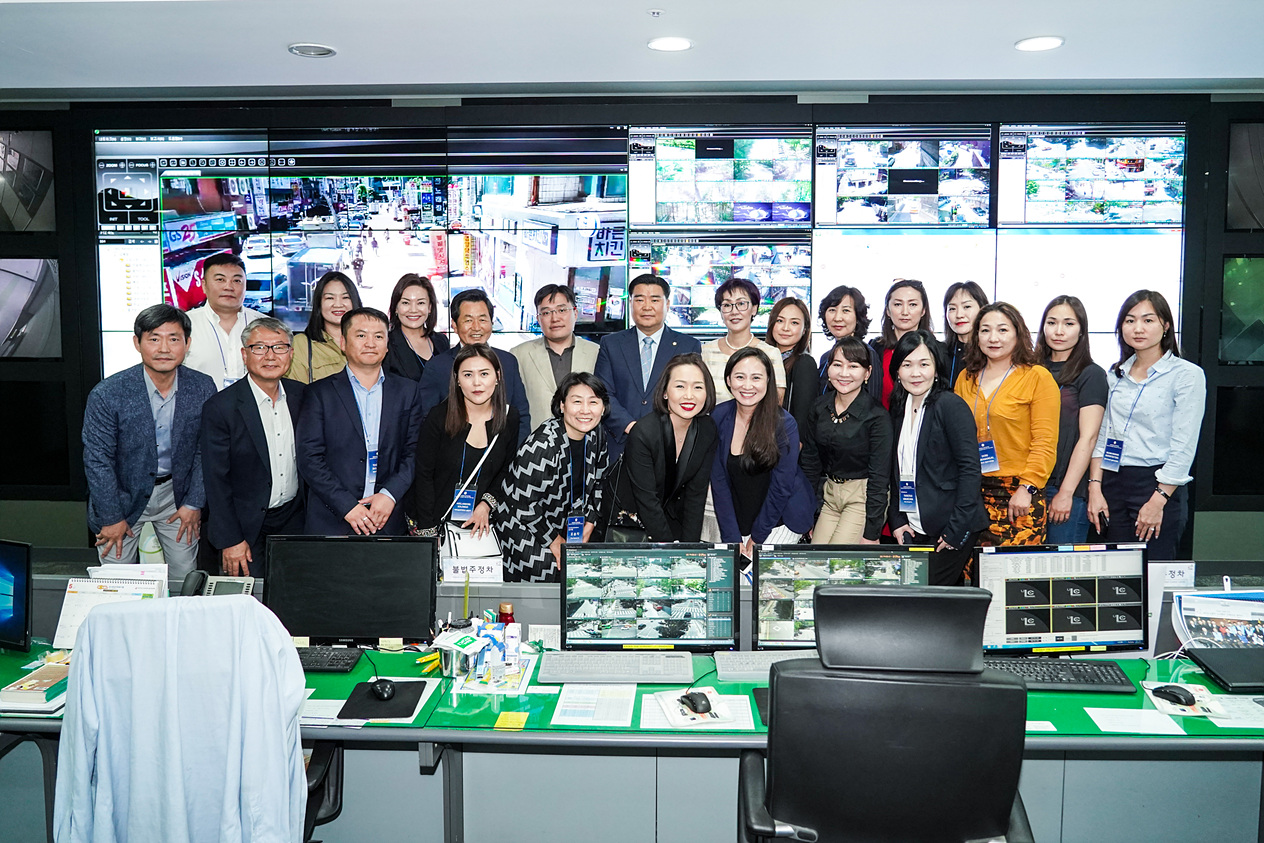 몽골 선진정치 연수단 노원구의회 방문 - 16