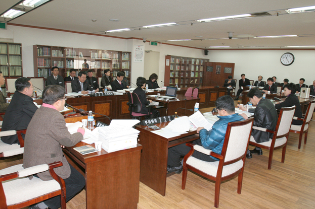 제185회 정례회 회기 중 예산결산특별위원회 제1차회의 - 4