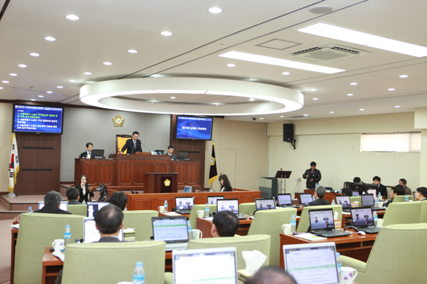 제192회 정례회 3차 본회의 개회 - 13