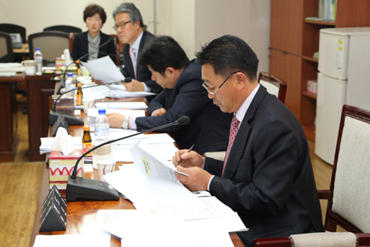 제210회 임시회 행정재경위원회 회의(1) - 8