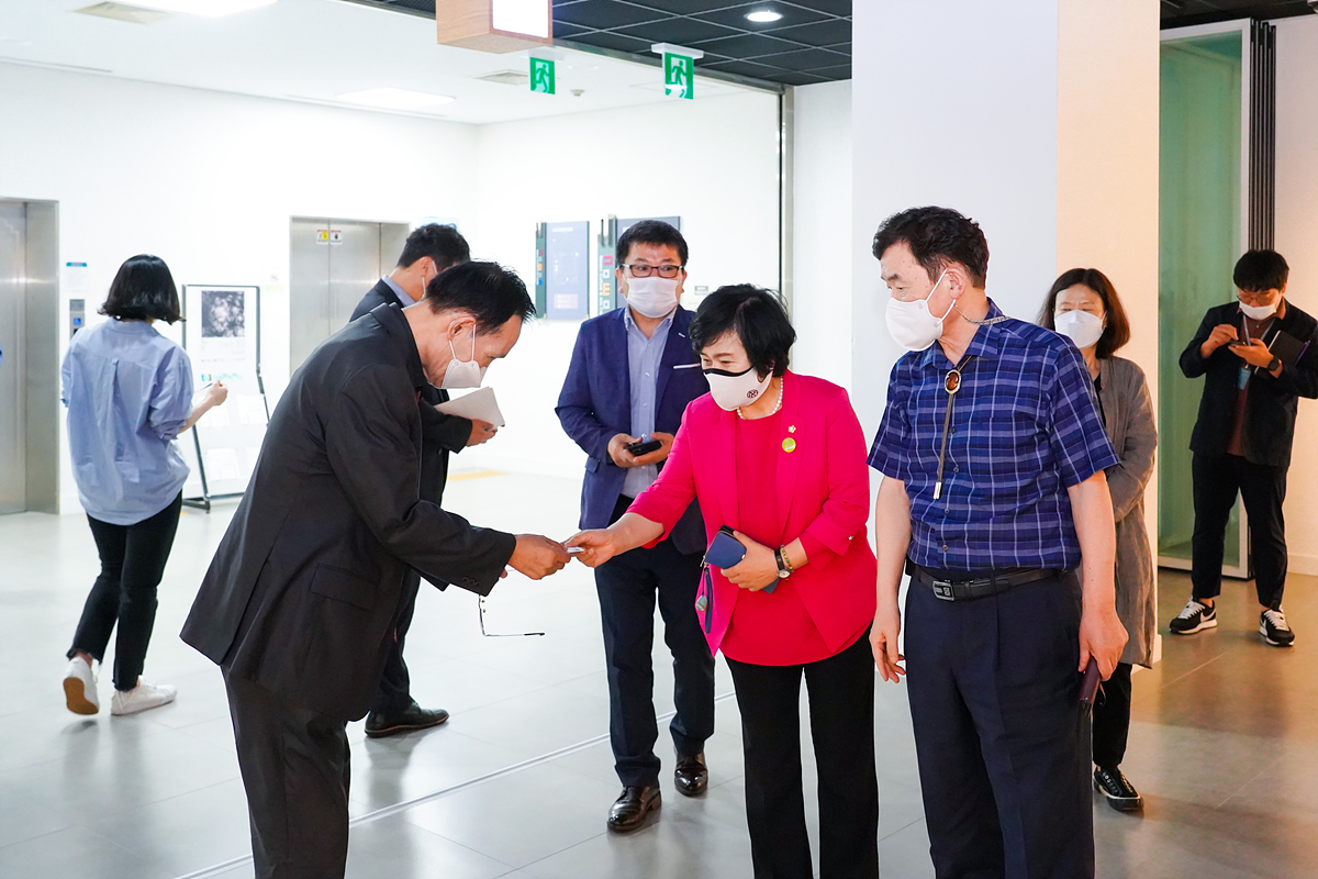 권정아 초대전(차원의 경계) - 1