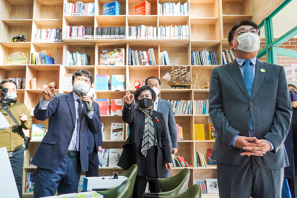 미래산업과학고 학교 내 쉼터 미래드림홀 개소식 - 20