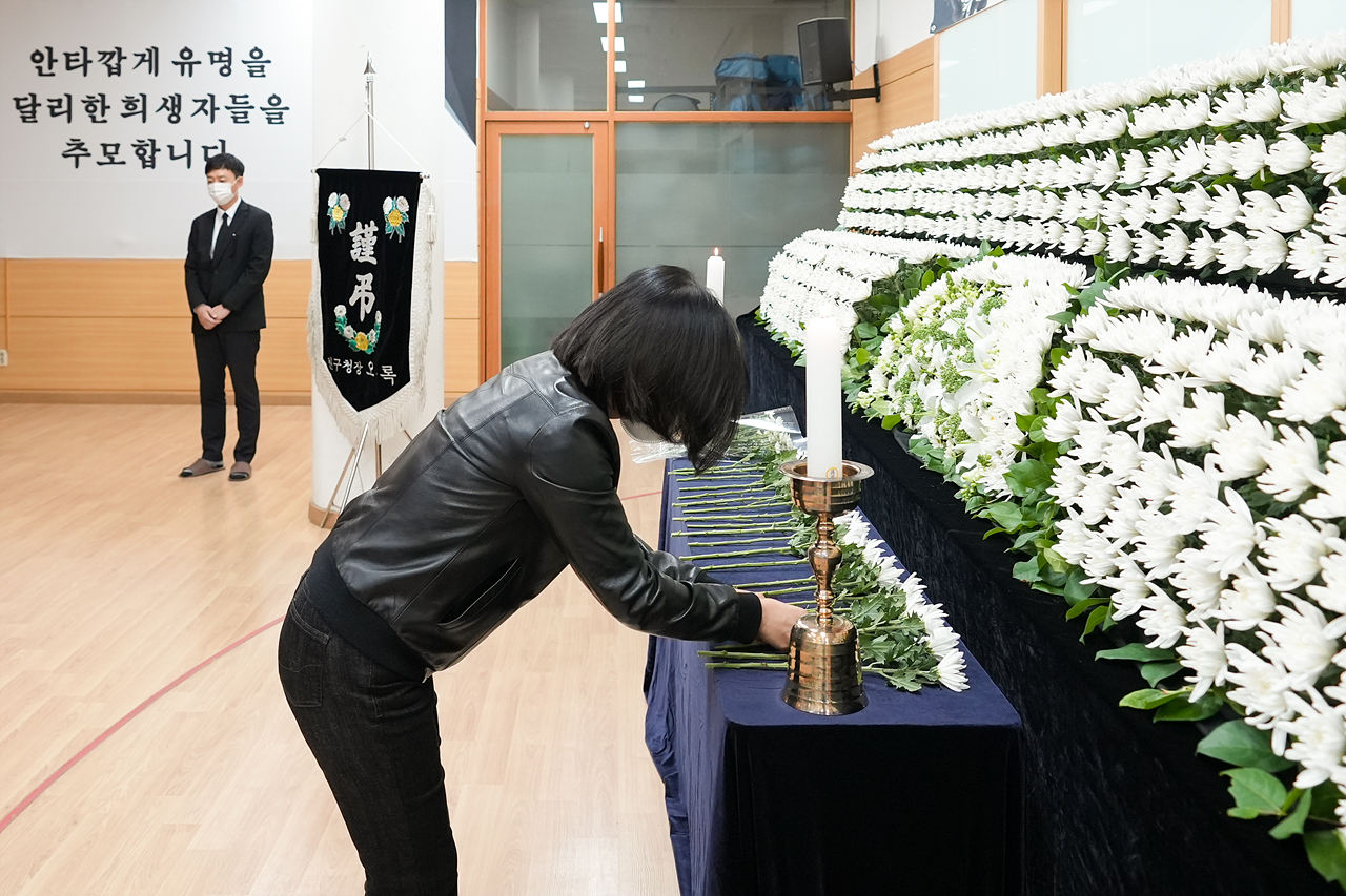 노원구의회 이태원 참사 합동분향소 조문 - 11