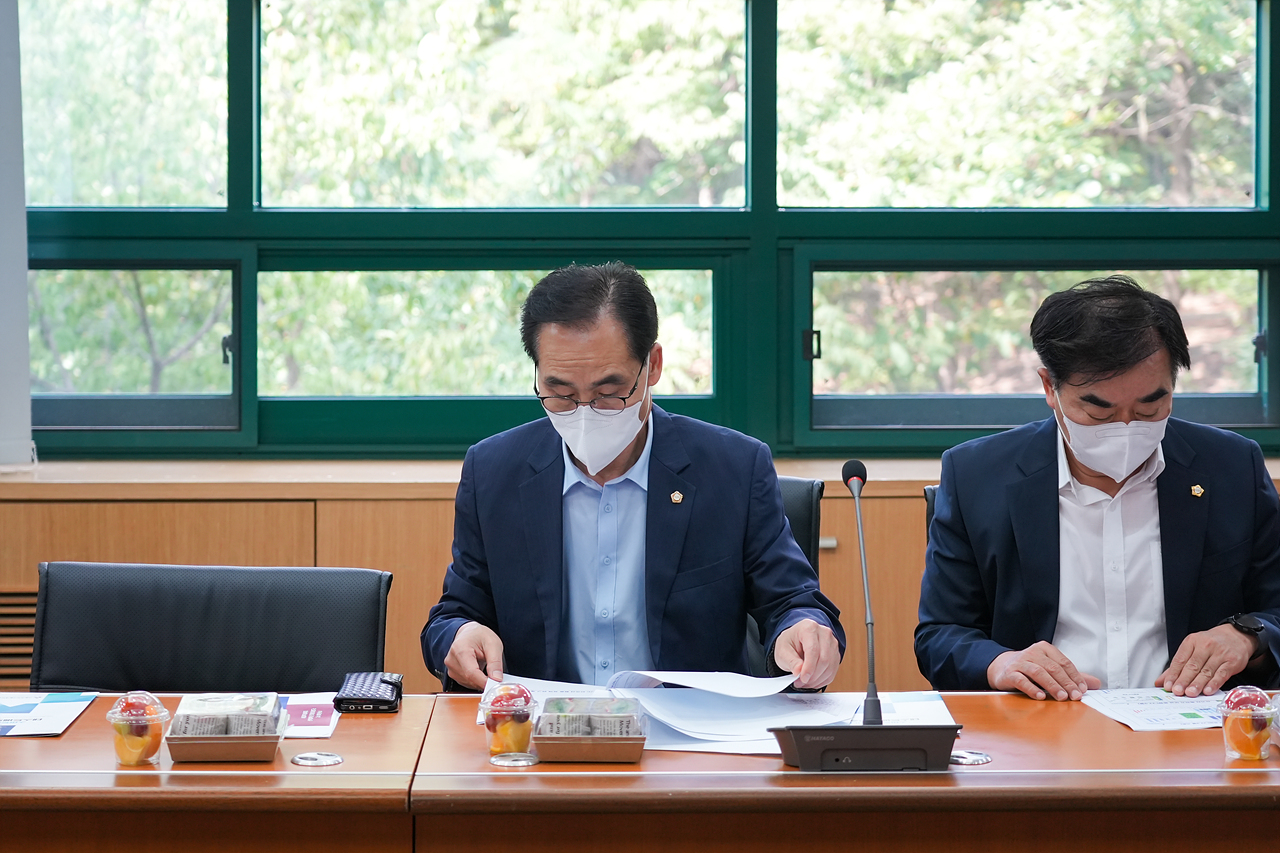 전기차 급속충전소 부족실태 해결방안 연구단 중간보고회 - 1