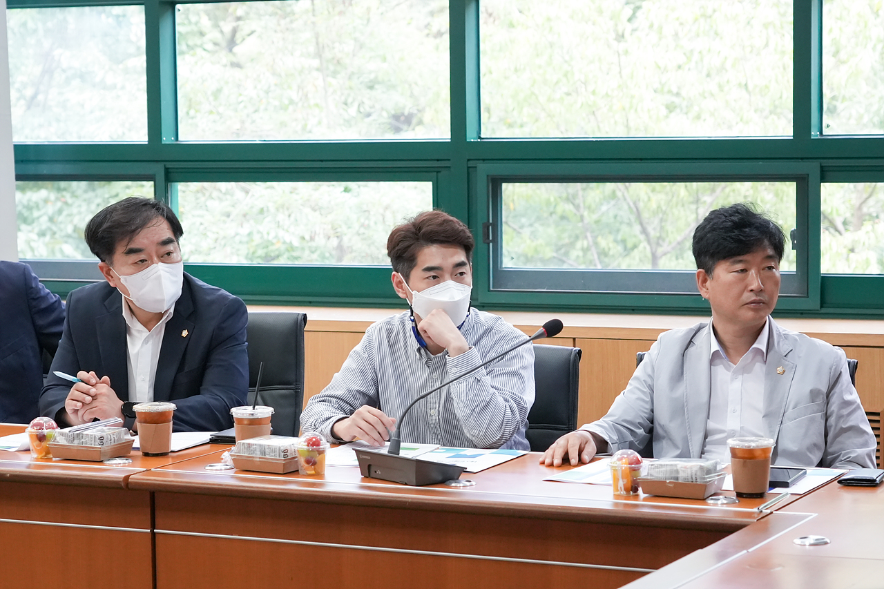 전기차 급속충전소 부족실태 해결방안 연구단 중간보고회 - 8