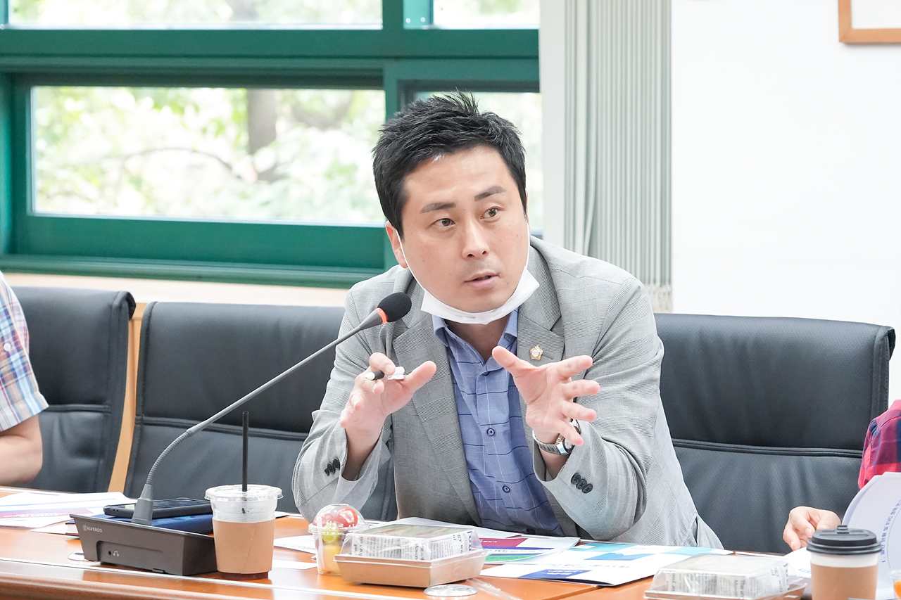 전기차 급속충전소 부족실태 해결방안 연구단 중간보고회 - 11