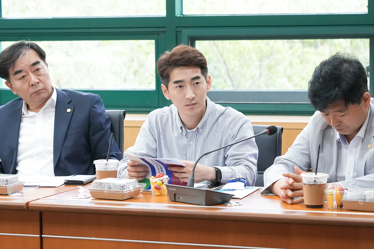 전기차 급속충전소 부족실태 해결방안 연구단 중간보고회 - 11