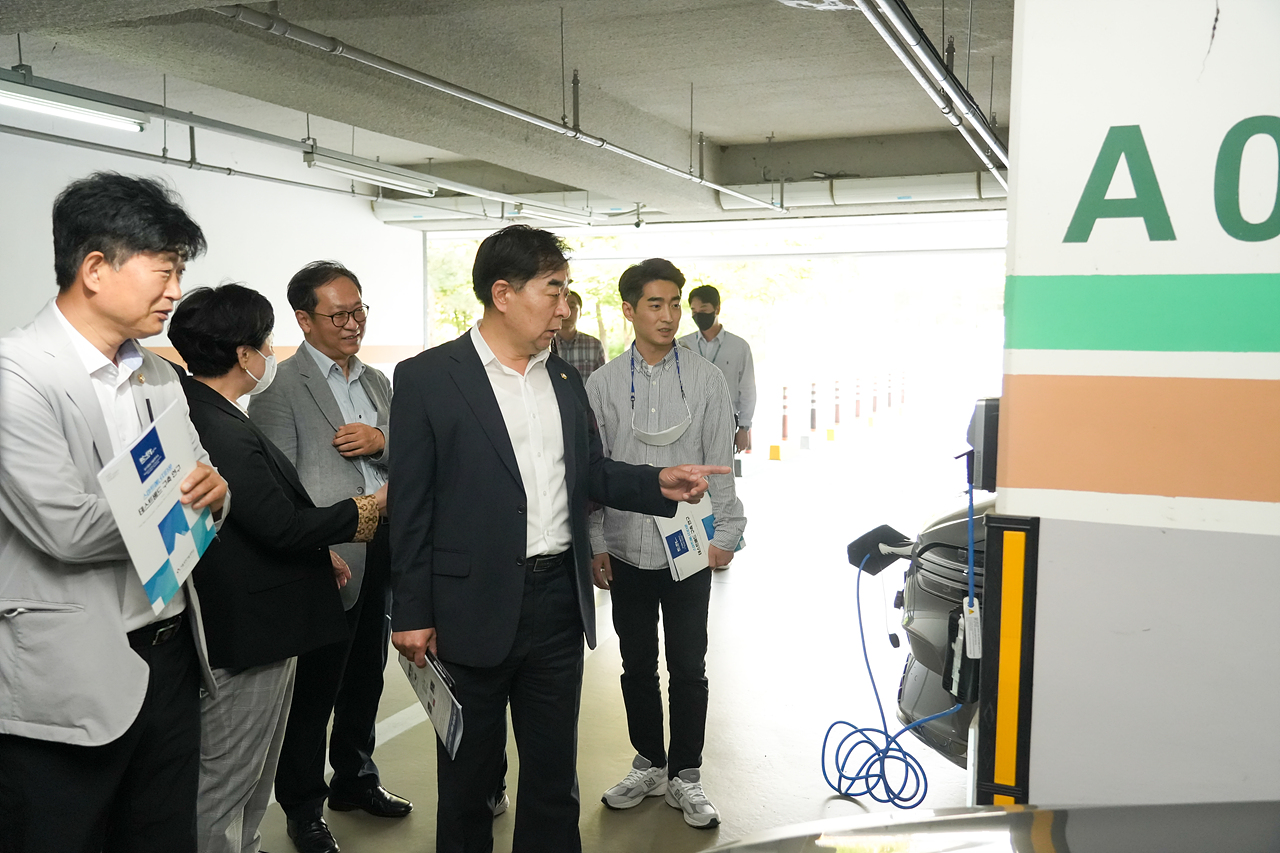 전기차 급속충전소 부족실태 해결방안 연구단 중간보고회 - 25