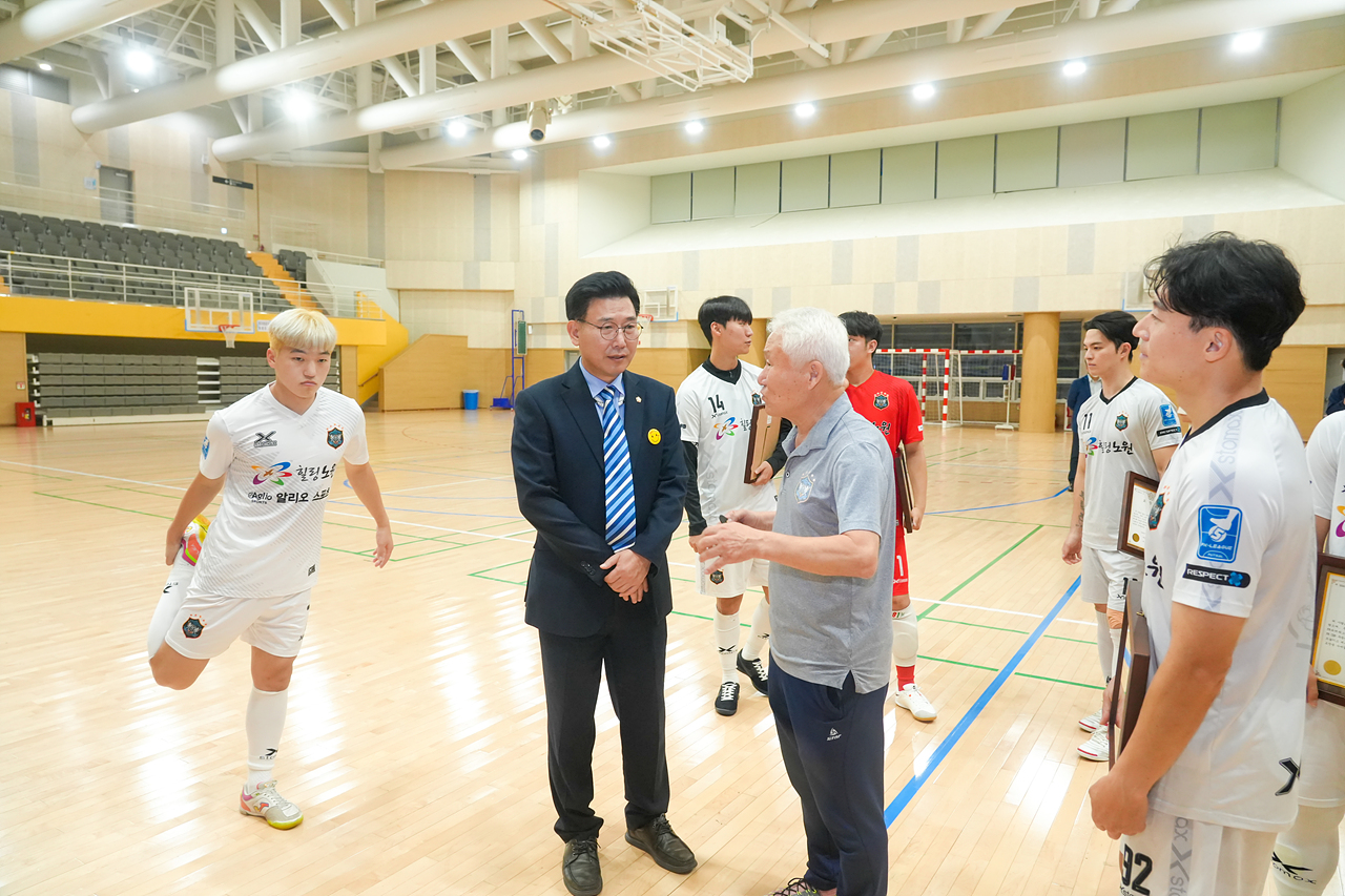 노원FC 풋볼팀 의장님 표창 수여 - 55