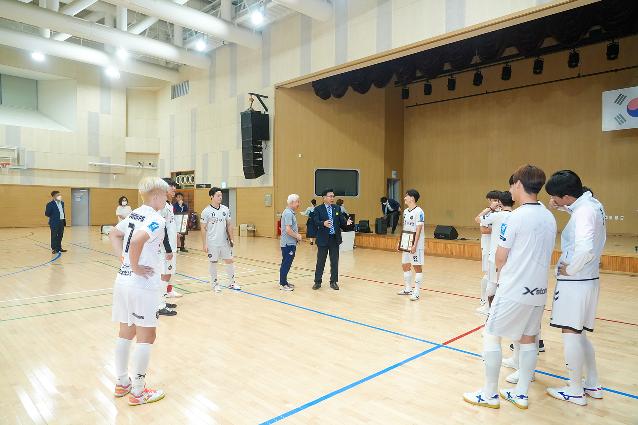 노원FC 풋볼팀 의장님 표창 수여 - 36