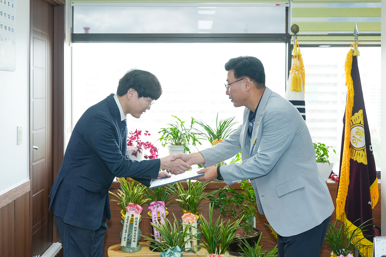 2022년 8월 임용장 수여식 - 3