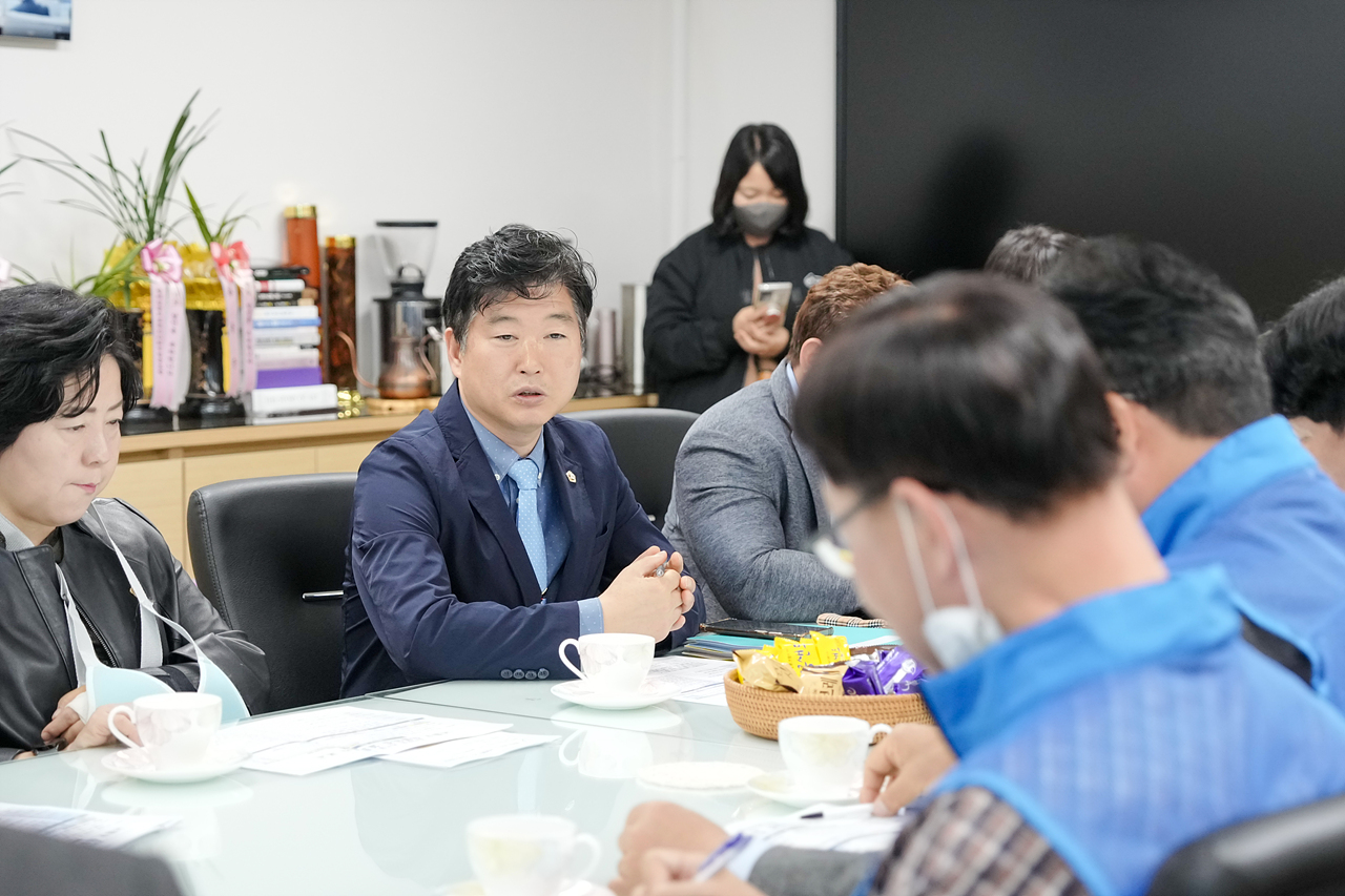 의장단·공무원노동조합 간담회 - 10