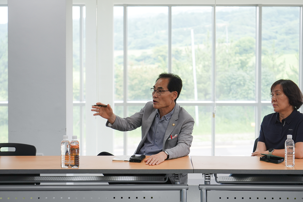 전기차 충전소 부족 문제 해소를 위한 특별위원회 현장방문 - 13