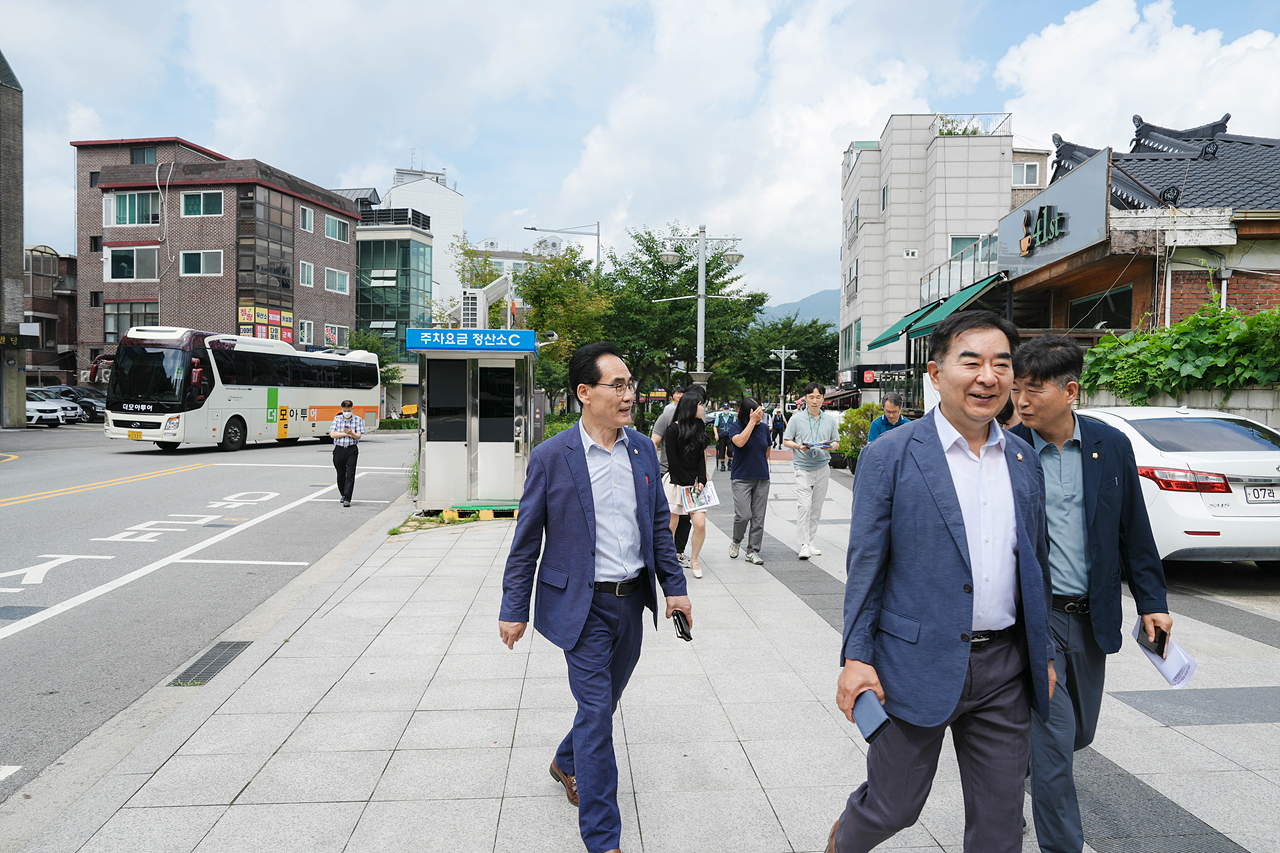 전기차 충전소 부족 문제 해소를 위한 특별위원회 제4차회의 및 현장방문 - 11