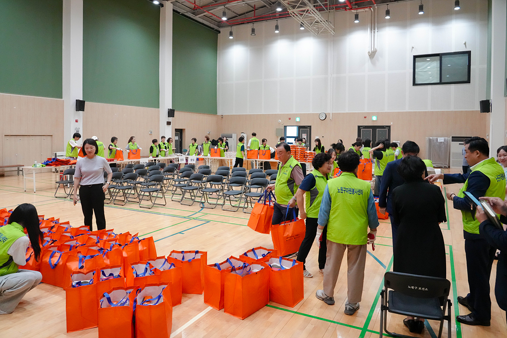 의장님 노원구 자원봉사센터 추석맞이 키트제작 격려방문 - 19