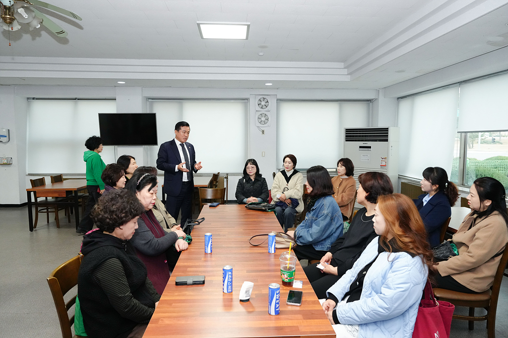 공릉동 주민과 함께 육사방문 - 5