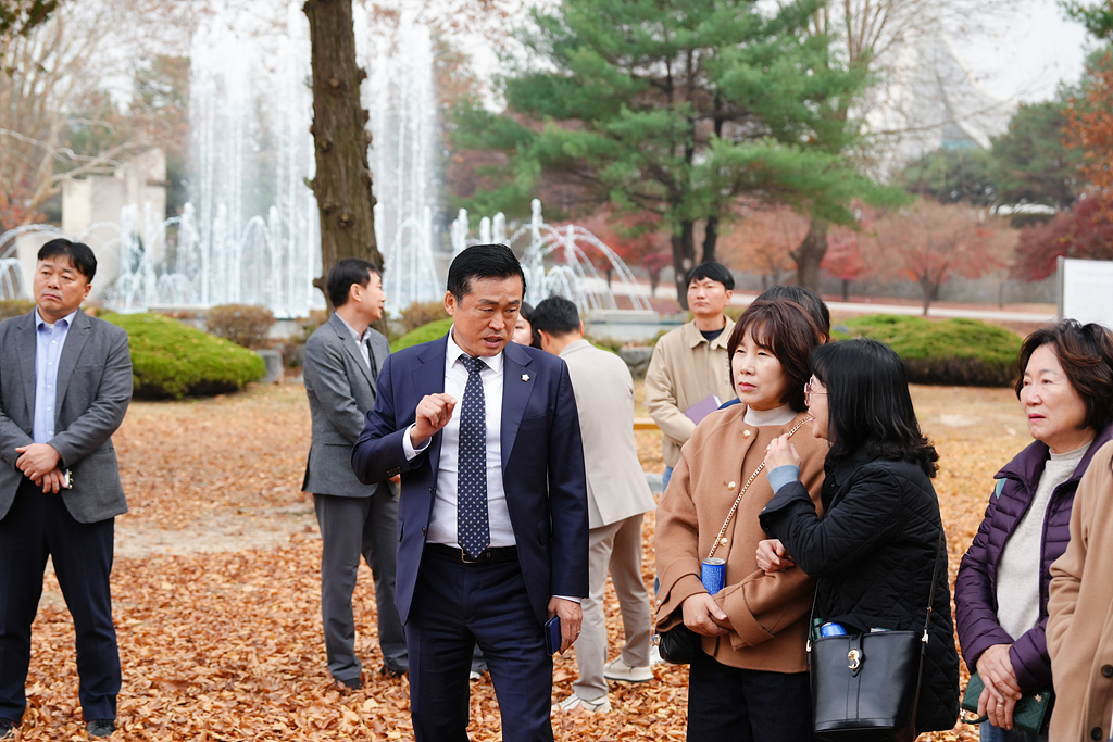 공릉동 주민과 함께 육사방문 - 9