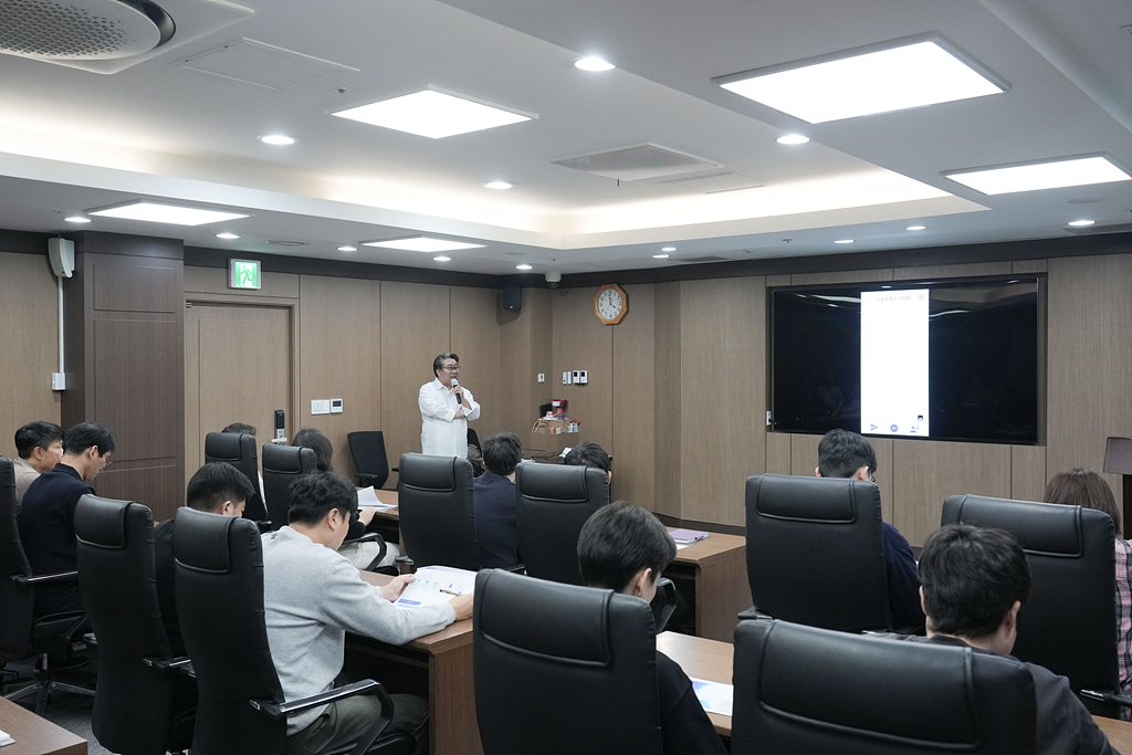  의회 LLM(챗gpt) 효과적 사용법 설명회 - 2