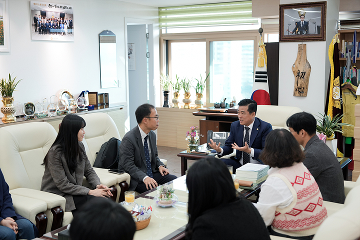 하남시의회 노원구 조례정비 특별위원회 및 SNS 홍보관련 의정활동 우수사례 공유를 위한 간담회 - 7