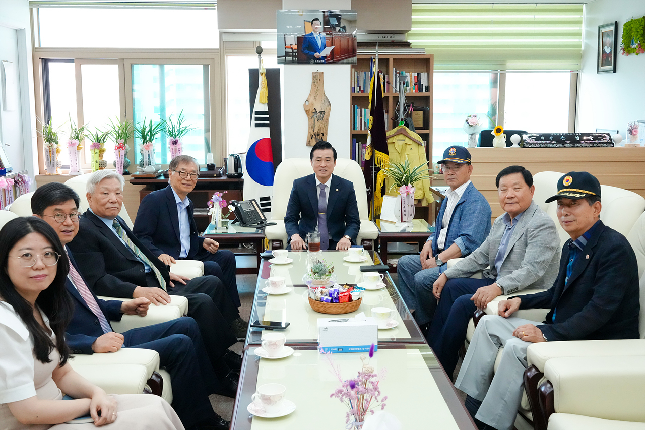 노원구 지역발전 유공자 표창 수여 및 다문화가족 후원품 전달식 - 2