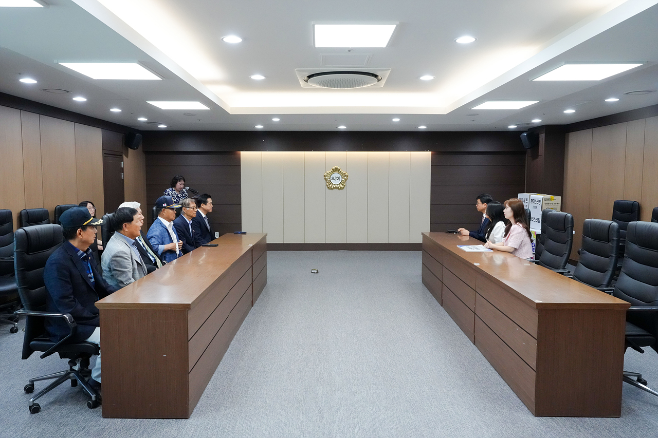 노원구 지역발전 유공자 표창 수여 및 다문화가족 후원품 전달식 - 5