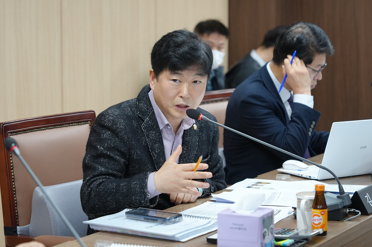 제290회 노원구의회 임시회 도시환경위원회 - 10