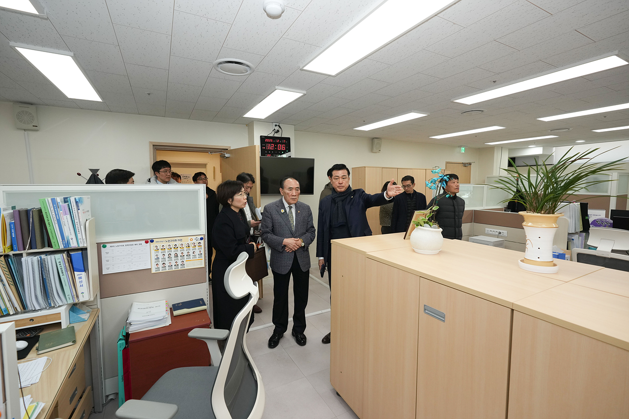 성북구의회 벤치마킹 방문 - 24