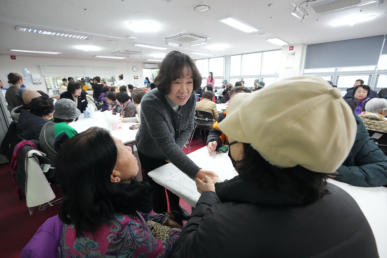 하계종합사회복지관 설날떡국행사 - 4