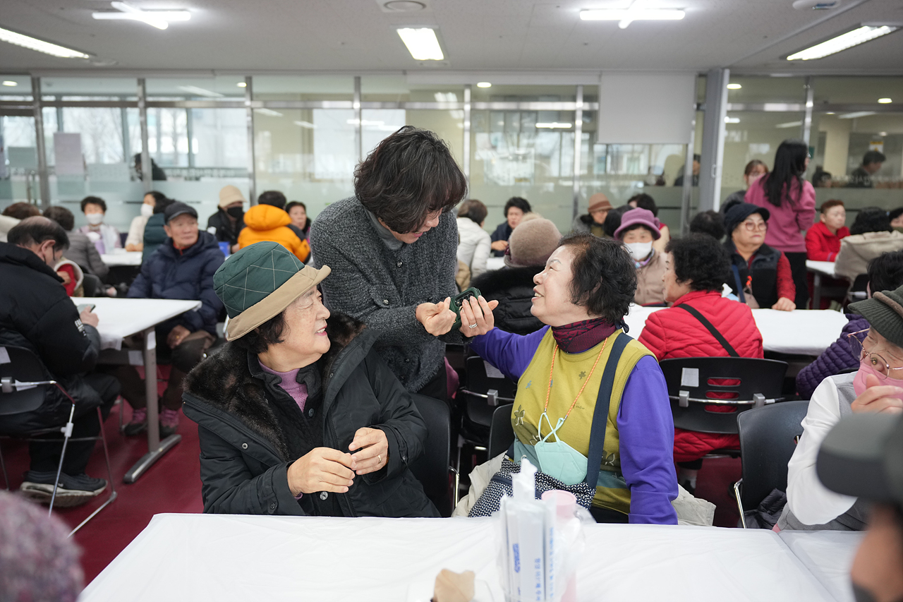 하계종합사회복지관 설날떡국행사 - 12