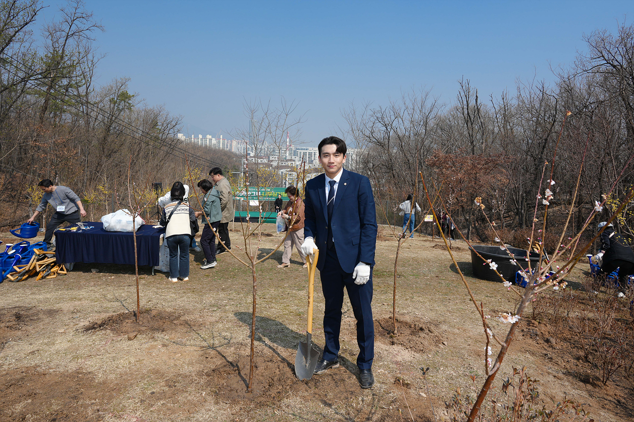 주민참여 100만그루 나무심기행사 - 17