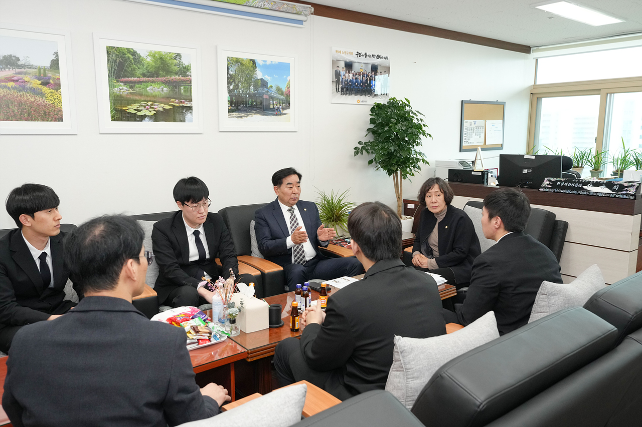 행정재경위원회 구청사 보안관 방문 - 3
