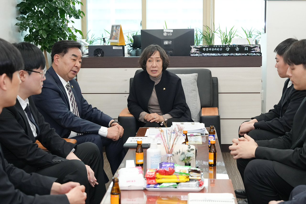 행정재경위원회 구청사 보안관 방문 - 3