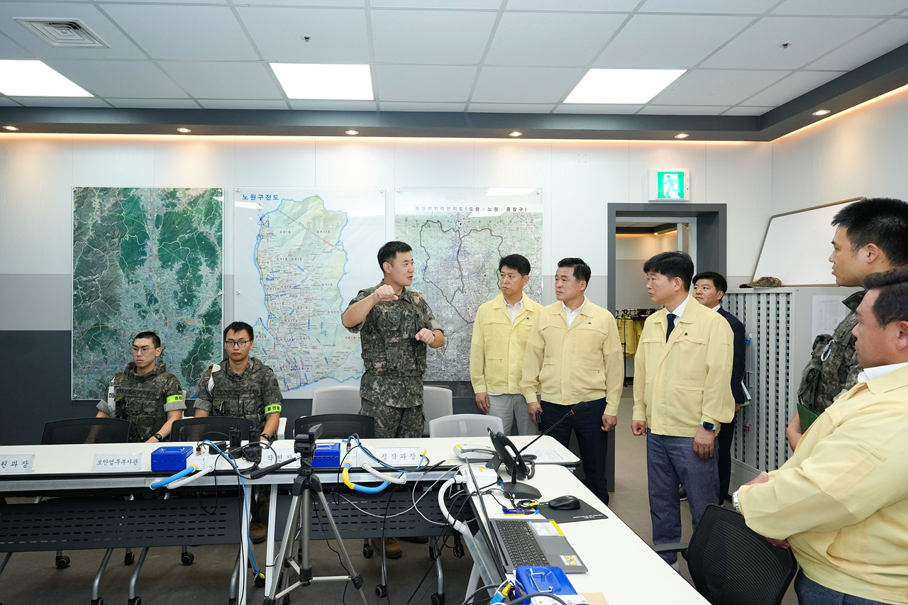 의장단 을지연습 종합상황실 격려 방문 - 14