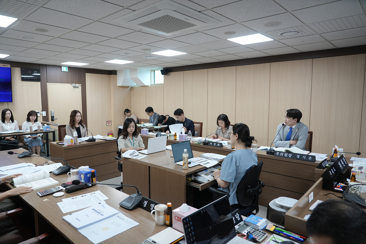 제293회 노원구의회 임시회 보건복지위원회 - 8