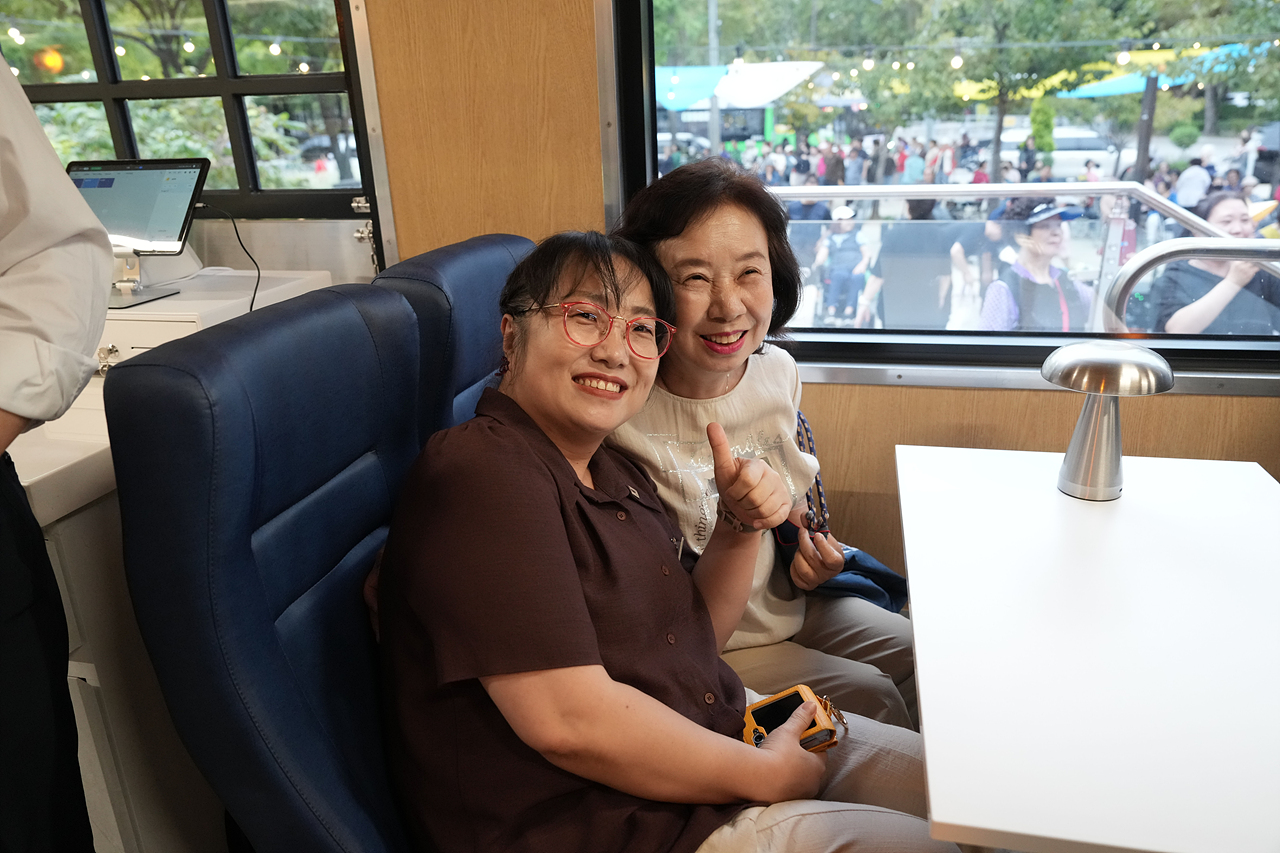 경춘스테이션 북&커피 개관식 - 6
