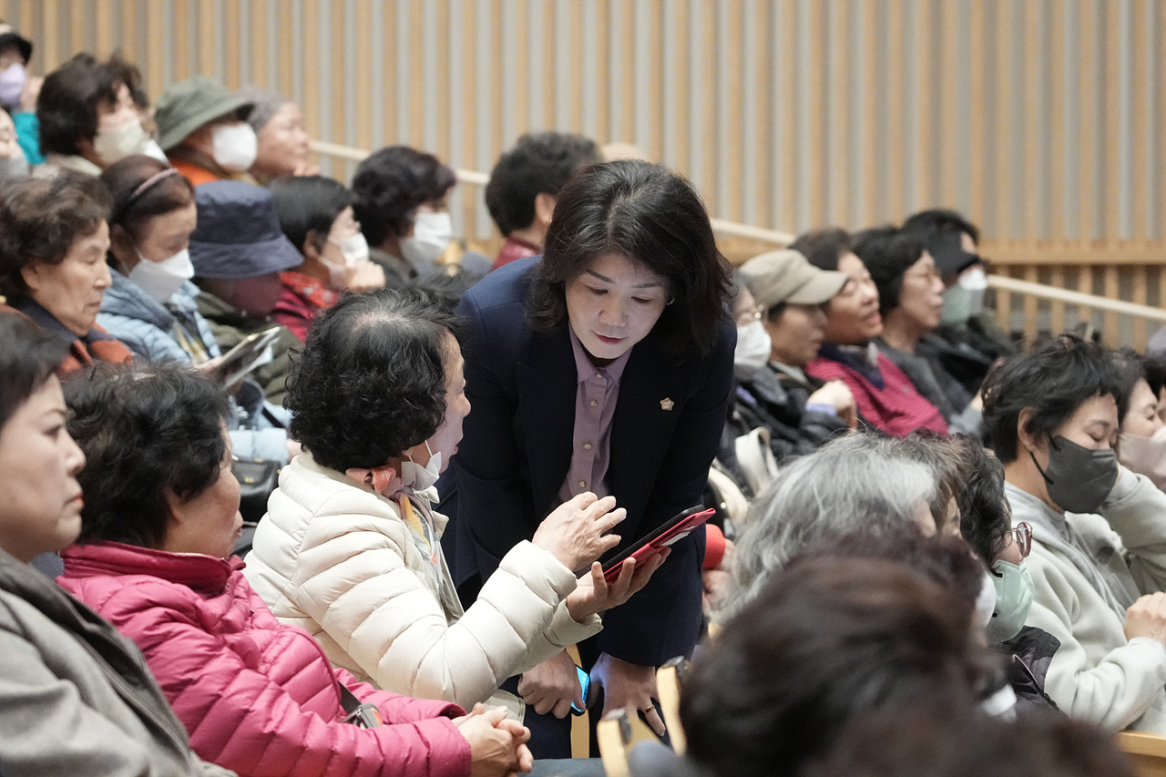 2025 구직영 어르신일자리 사업 성과보고회 - 3