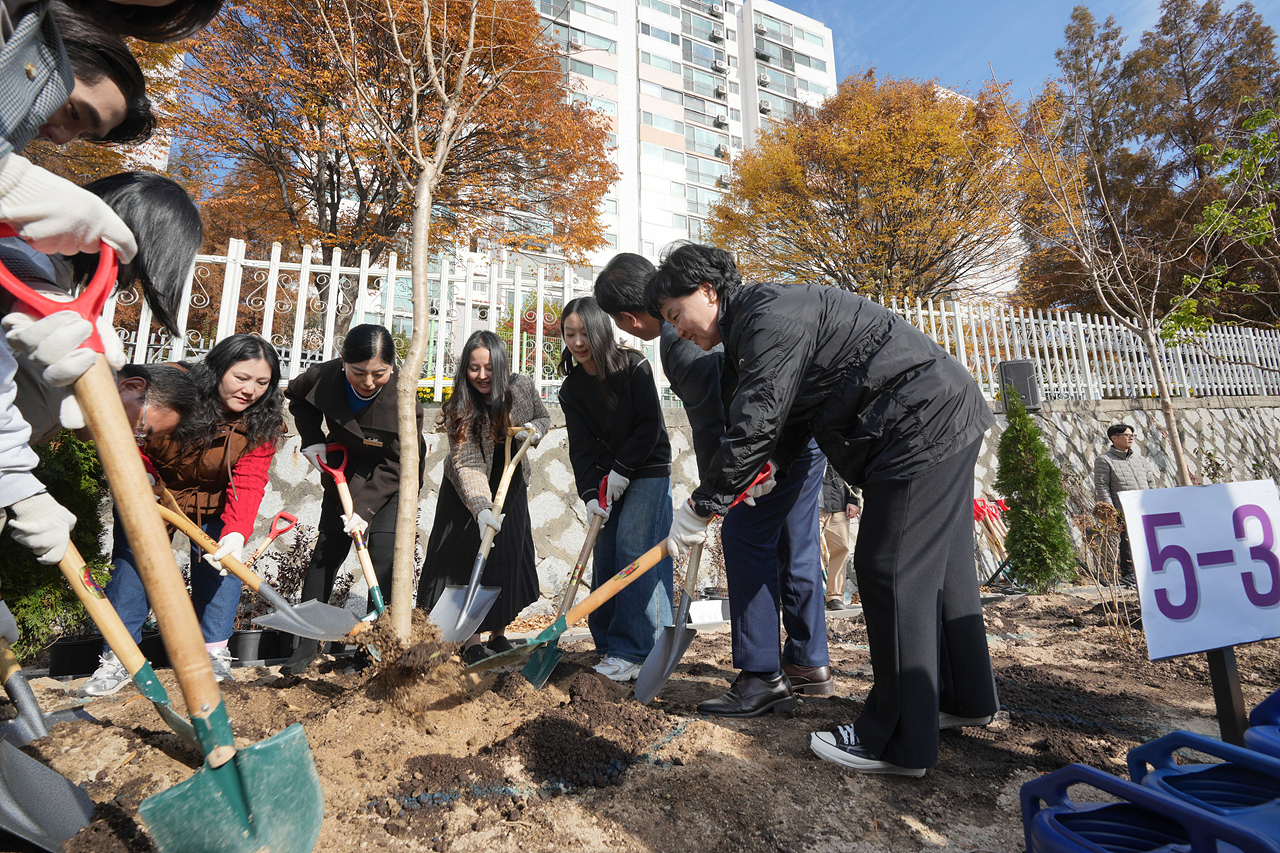 주민 참여 100만그루 나무심기 행사(월계초) - 18