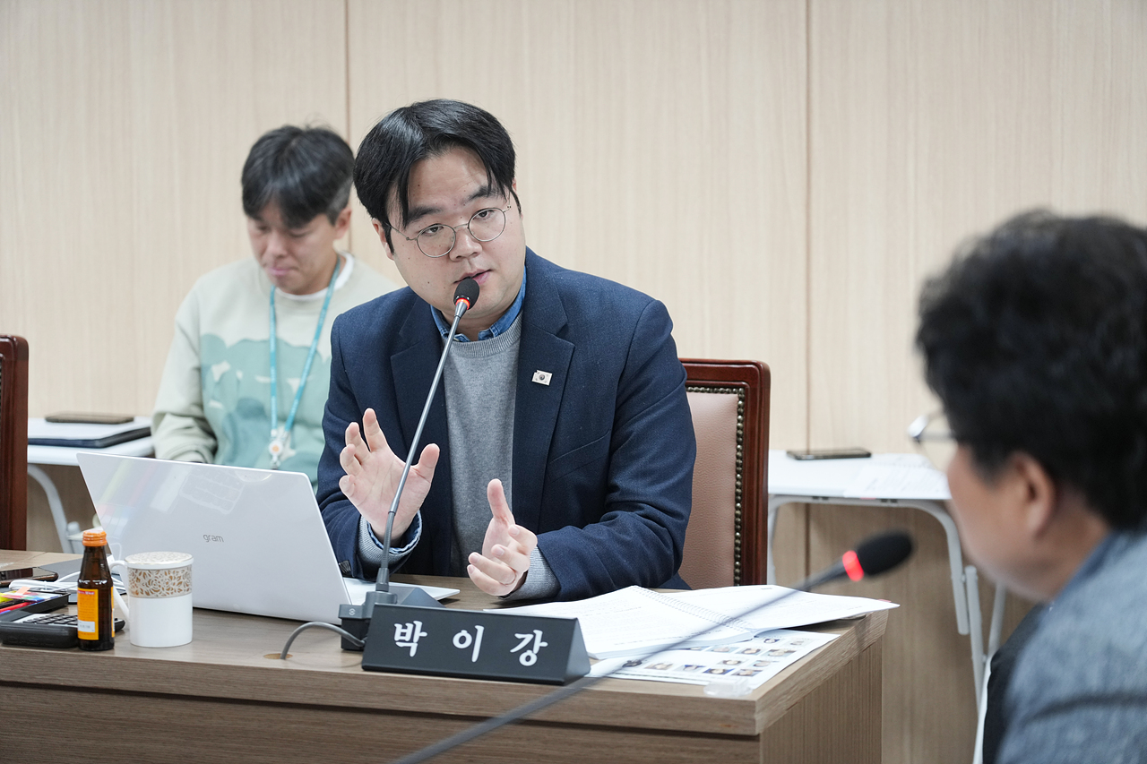 제295회 노원구의회 정례회 도시환경위원회 - 8