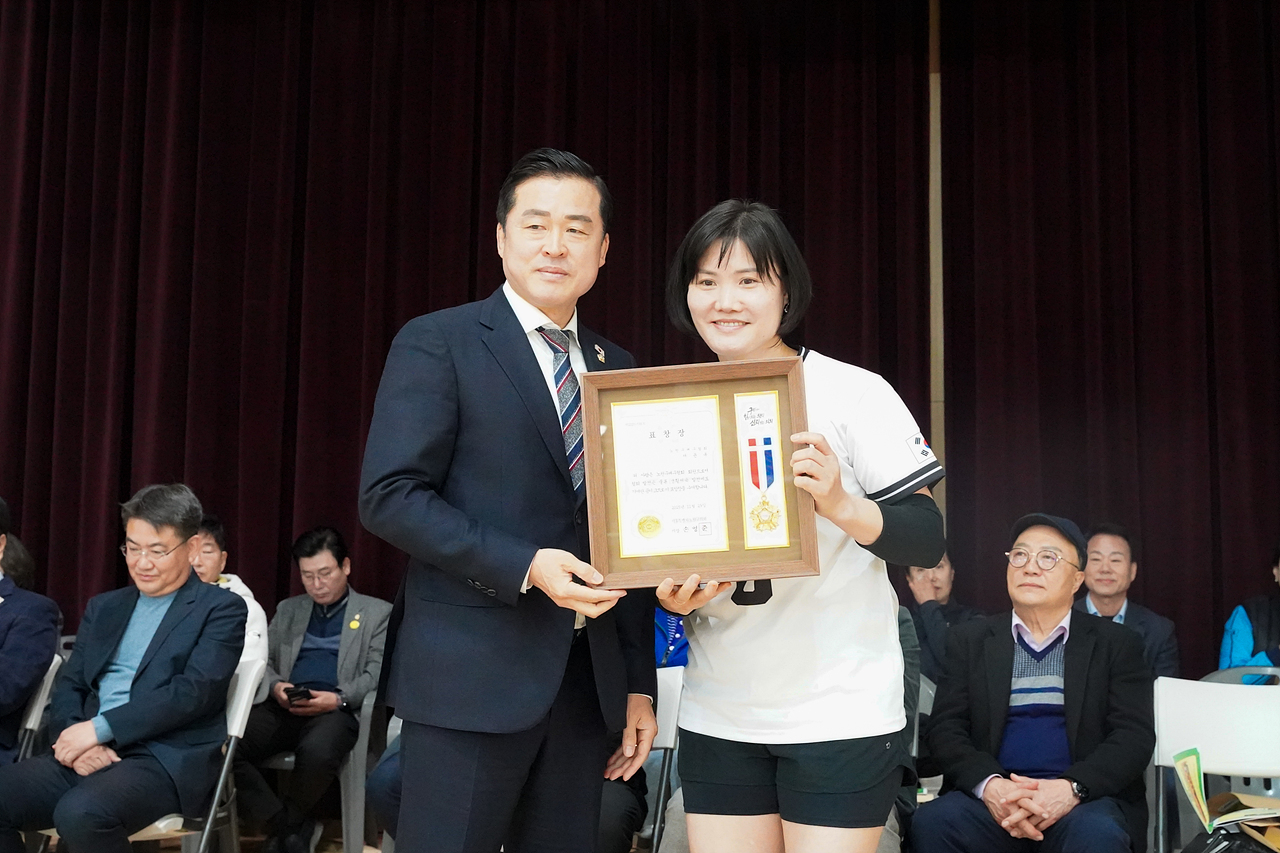 제24회 노원구청장배 및 제26회 협회장배 동대항 여성 배구대회 - 4