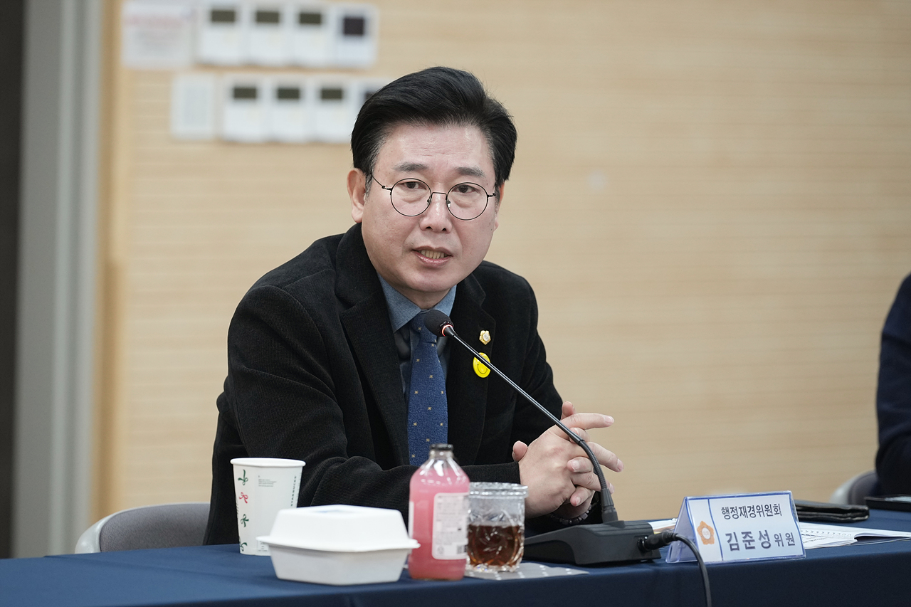 제295회 노원구의회 정례회 행정재경위원회 동행정사무감사(상계1·2·5동) - 12