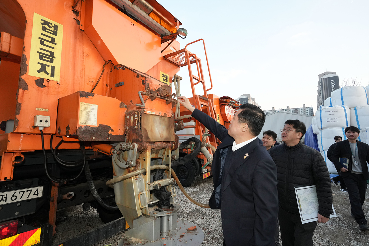 동절기 제설 대응 현장점검(하계2동 토목과 창고) - 3