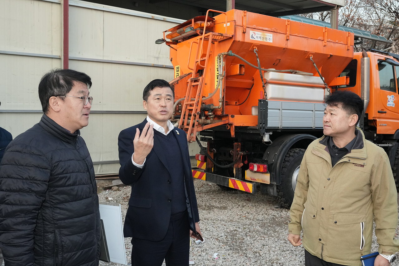 동절기 제설 대응 현장점검(하계2동 토목과 창고) - 4