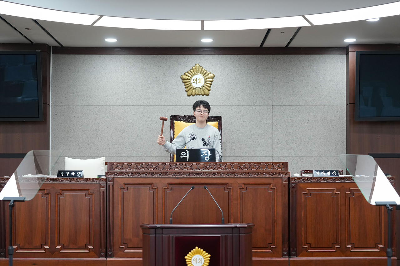 수락초 의회 본회의장 방문 - 15