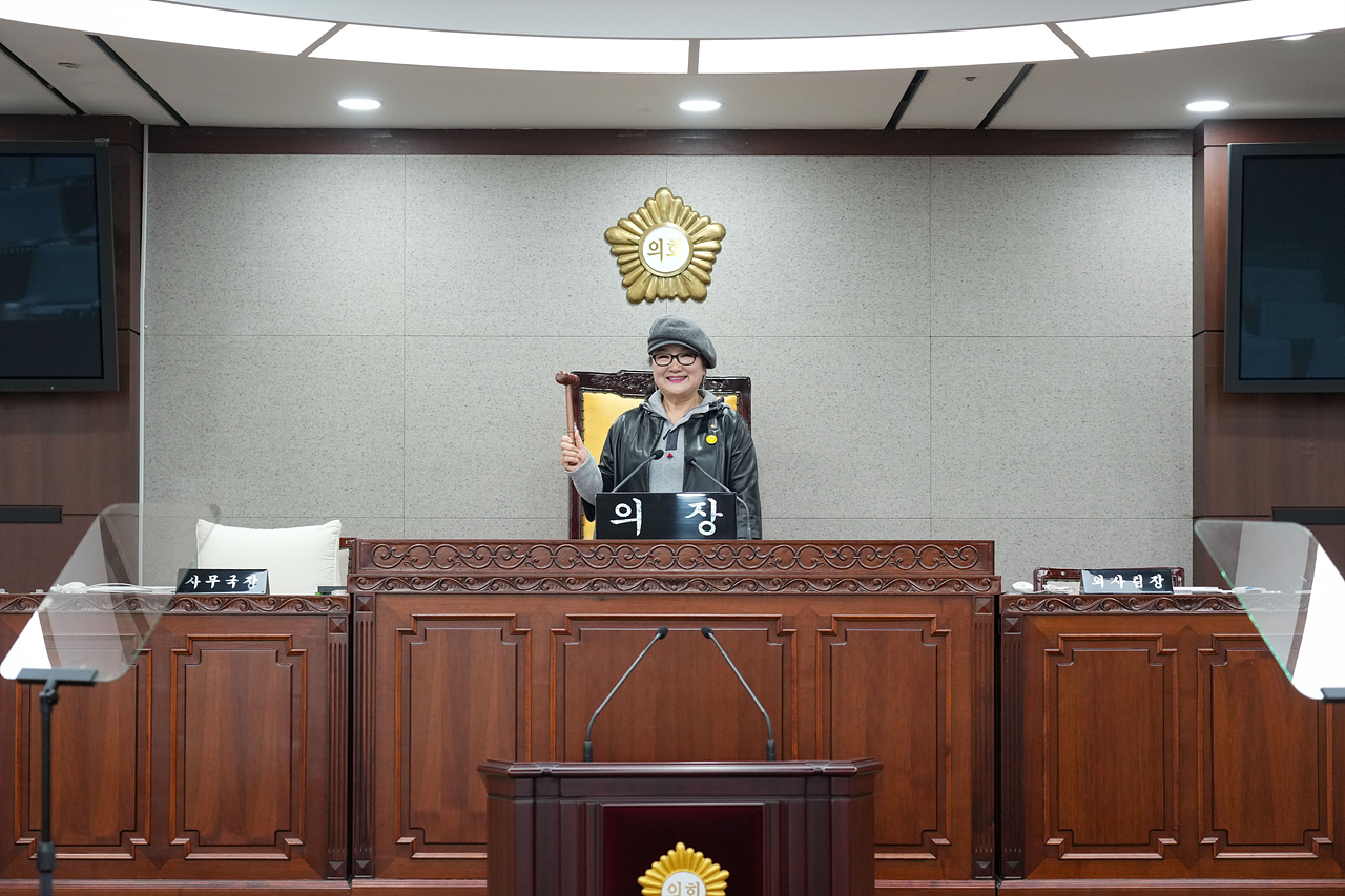 수락초 의회 본회의장 방문 - 20