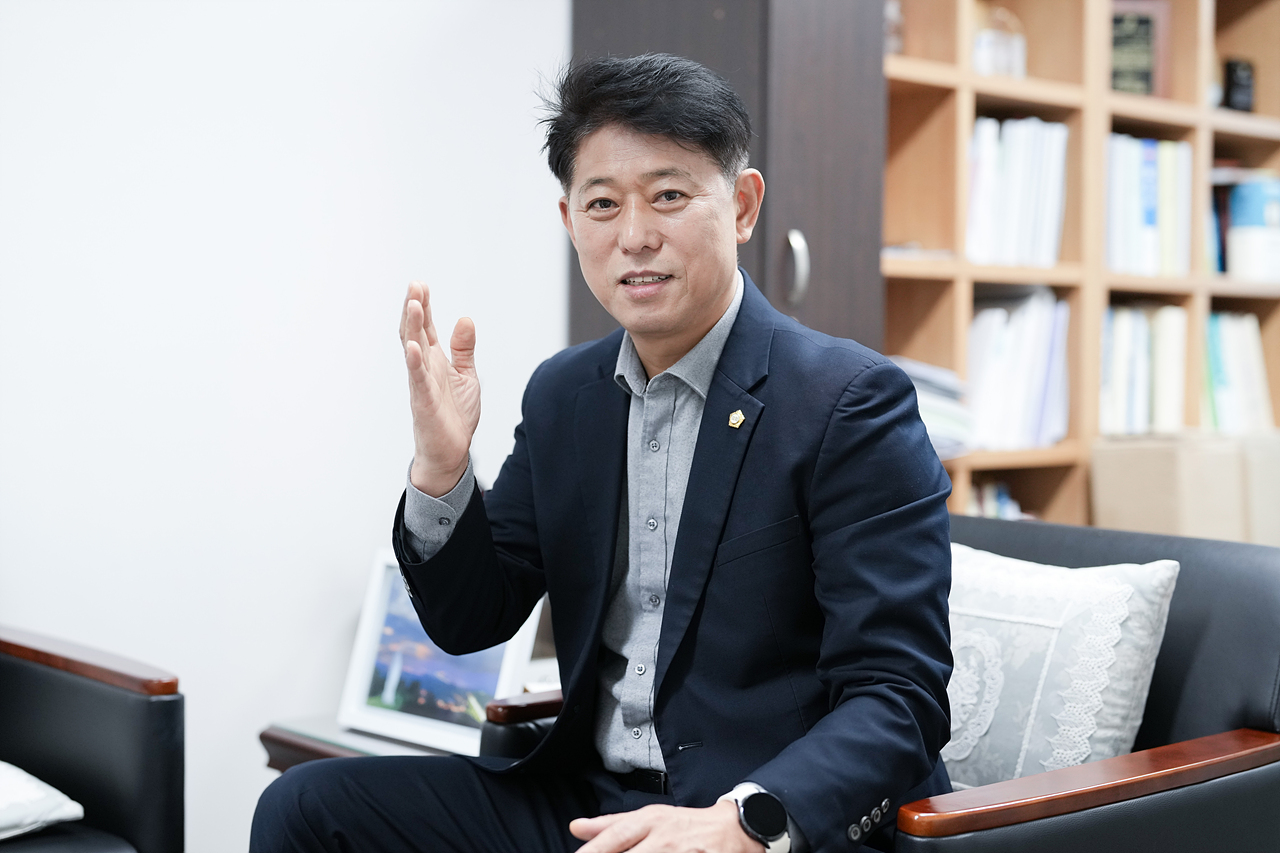 언론사 인터뷰 - 3