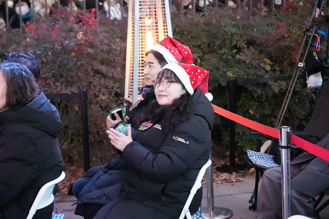 경춘선 공릉숲길 크리스마스 마켓·빛의 거리 점등식 - 1