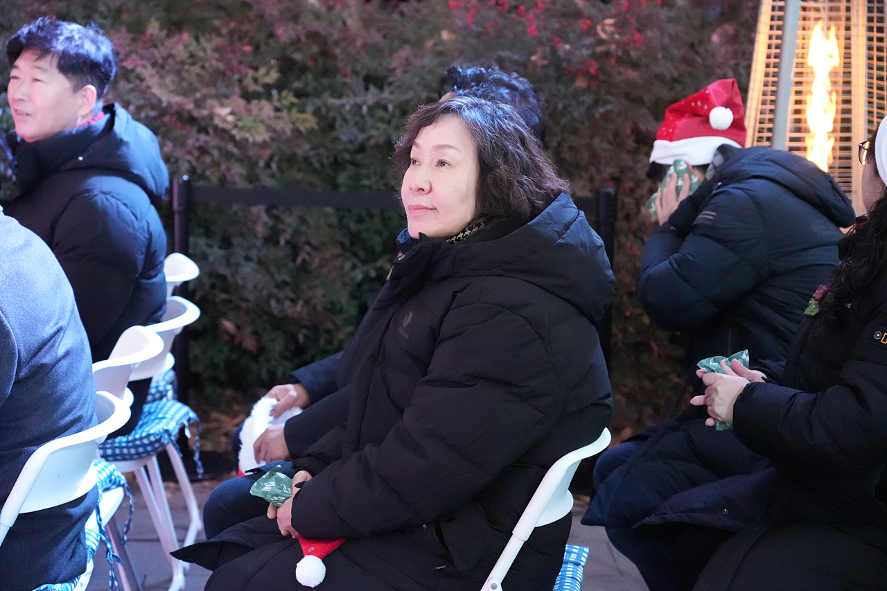 경춘선 공릉숲길 크리스마스 마켓·빛의 거리 점등식 - 1