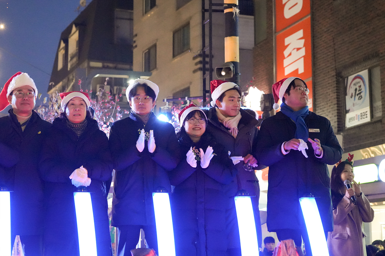 경춘선 공릉숲길 크리스마스 마켓·빛의 거리 점등식 - 6
