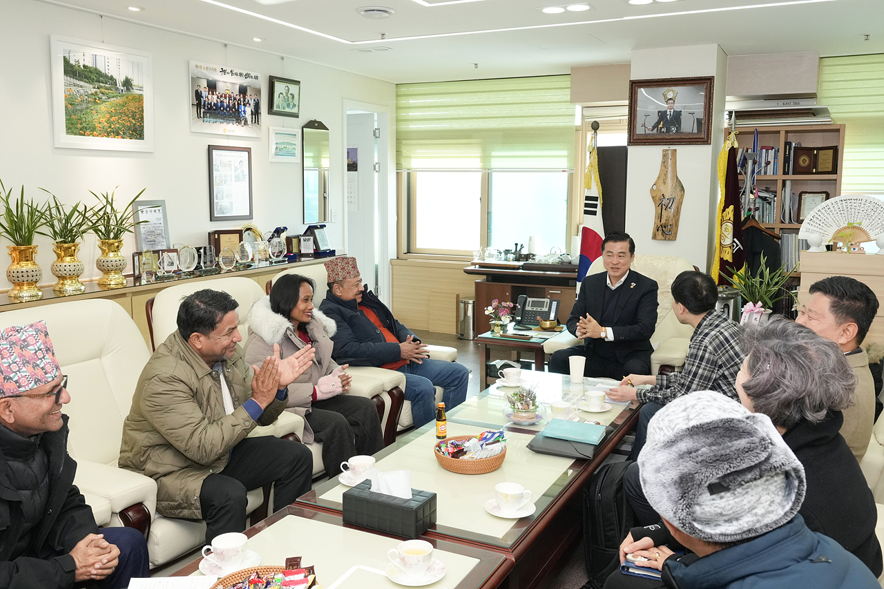 네팔시 의장님 방문 - 10